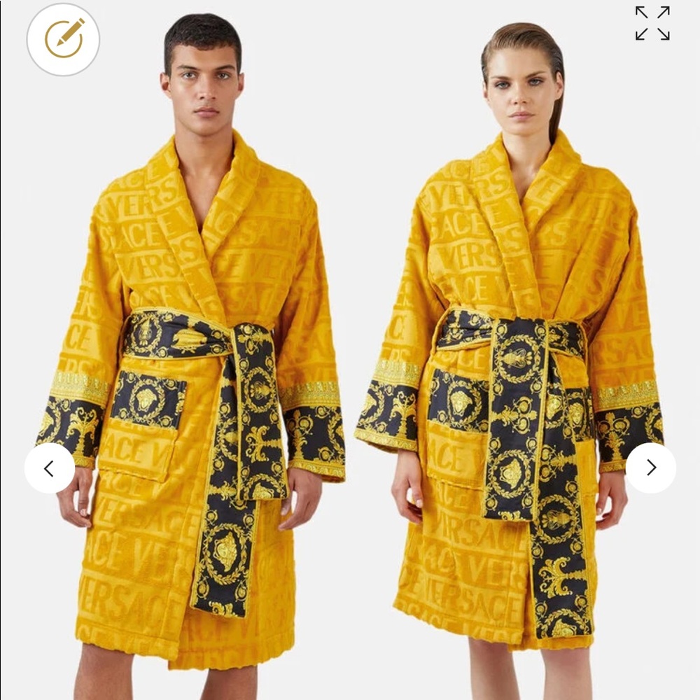 Versace I ❤️ Baroque Robe
